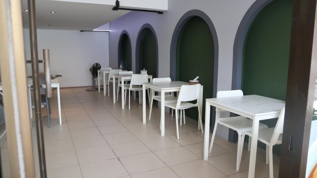 Patong Triple P Hotel Bagian luar foto