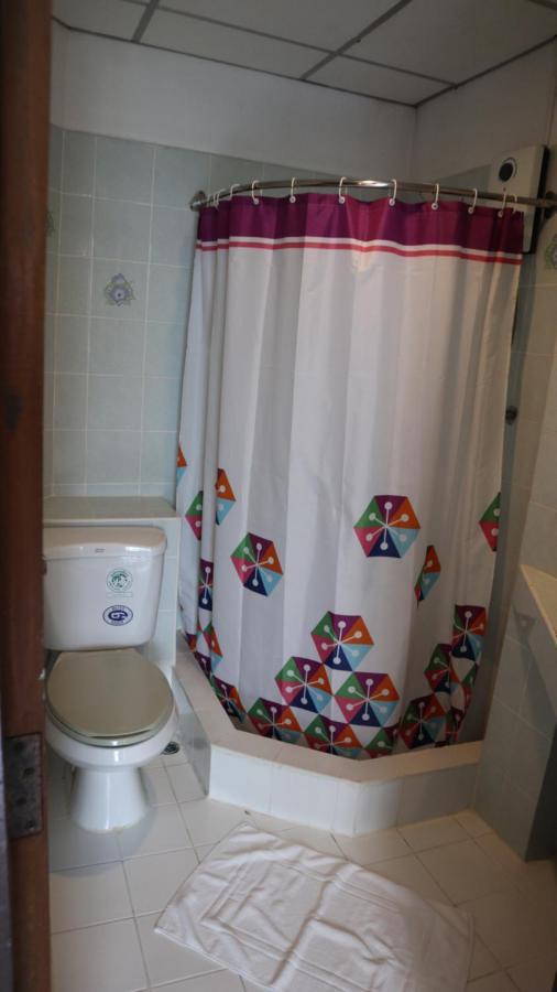 Patong Triple P Hotel Bagian luar foto